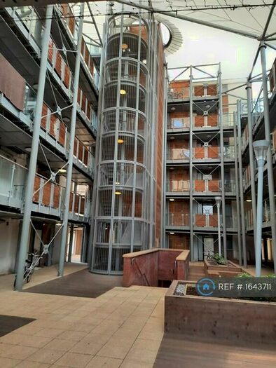 2 Bedroom Flat To Rent In Bath Buildings, Bristol, BS6