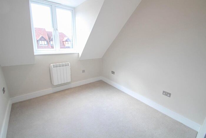1 Bedroom Flat To Rent In Wessex House, Park Street, Camberley, GU15