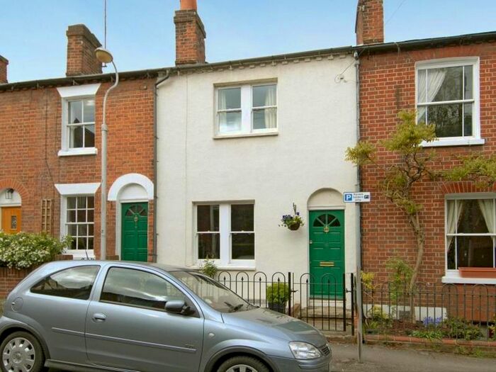 2 Bedroom Terraced House To Rent In St. Johns Hill, Reading, RG1