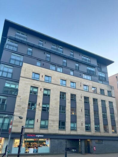 1 Bedroom Apartment To Rent In Kent Road, Glasgow, G3