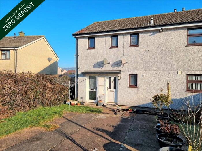 2 Bedroom Flat To Rent In Coed Cae, Caerphilly, CF83