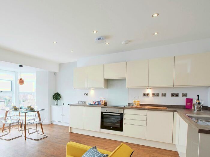 2 Bedroom Flat To Rent In Regent Road, Morecambe, LA3