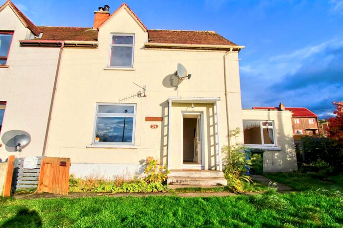 3 Bedroom Semi-Detached House For Sale In Lochside, Lairg, IV27