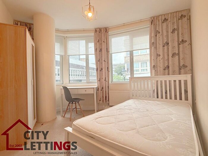 2 Bedroom Apartment To Rent In Loxley Court, St. James Street, NG1