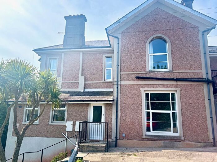 4 Bedroom Semi-Detached House To Rent In Old Mill Road, TQ2