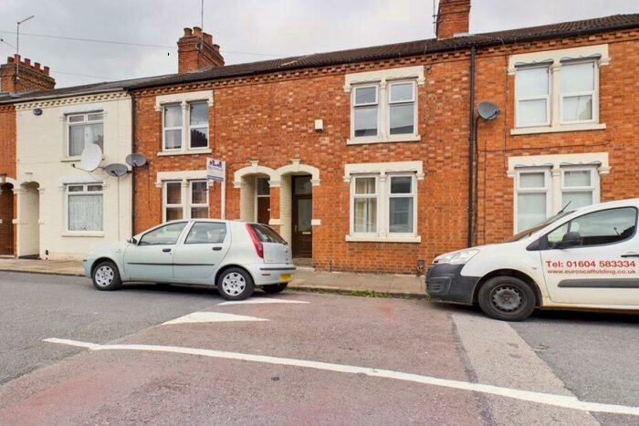 4 Bedroom House To Rent In Southampton Road, Far Cotton, Northampton, NN4