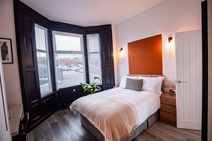 6 Bedroom Terraced House To Rent In Room @ Wistaston Road, Crewe, CW2