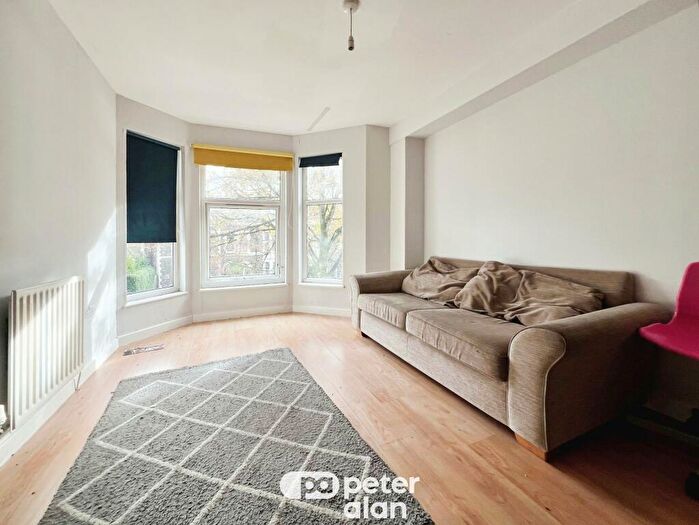 1 Bedroom Flat To Rent In Stacey Road, Cardiff, CF24