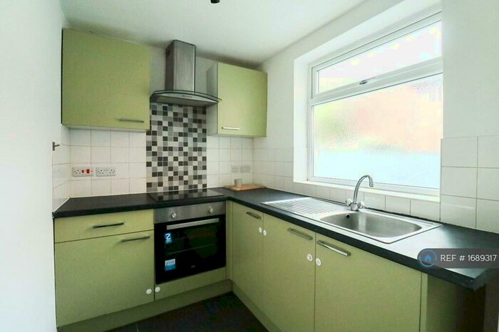 2 Bedroom Terraced House To Rent In Mostyn Street, Leicester, LE3
