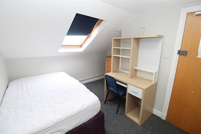 10 Bedroom House To Rent In Cathays Terrace, Cathays, Cardiff, CF24