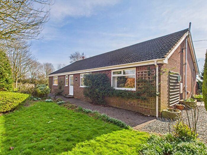 3 Bedroom Detached Bungalow For Sale In Slates Farm, Rotten Row, Theddlethorpe, LN12