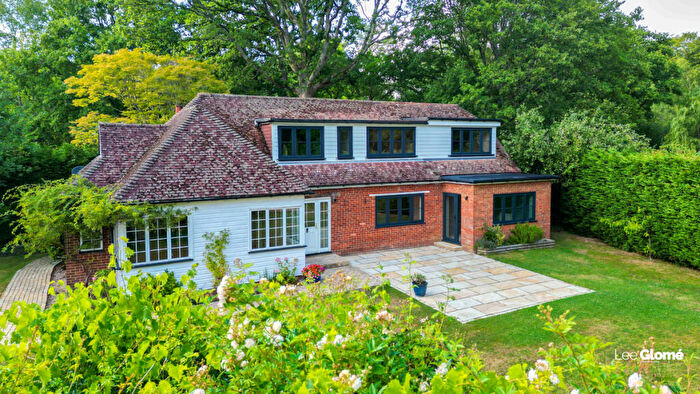 4 Bedroom Detached House To Rent In Durfold Wood, Billingshurst, RH14