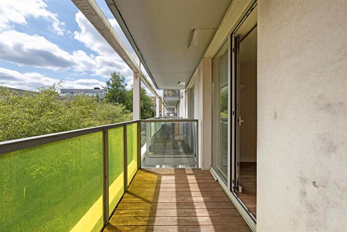 1 Bedroom Apartment To Rent In Blake Apartments, New River Village, Hornsey, N8
