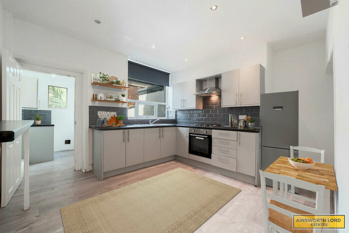 2 Bedroom Terraced House To Rent In Blackburn Road, Darwen, BB3