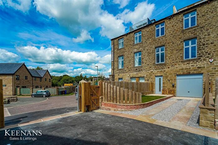 4 Bedroom Town House For Sale In Salters Mill, Salterforth, Barnoldswick, BB18