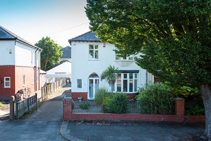 3 Bedroom Semi Detached House For Sale In First Avenue, Ashton-On-Ribble, PR2