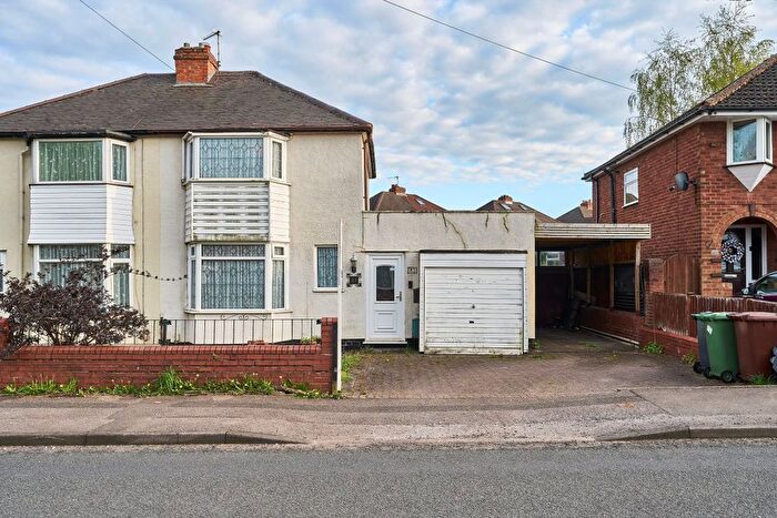 2 Bedroom Semi Detached House For Sale In Bridge Street, Brownhills, Walsall, WS8