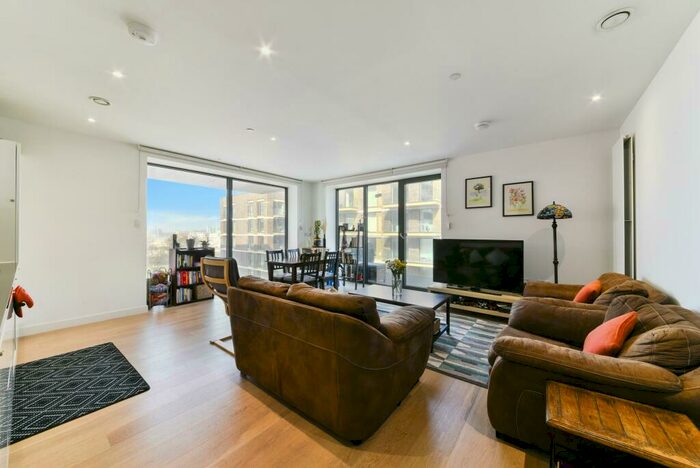 2 Bedroom Apartment To Rent In Fairwater House, Royal Wharf, London, E16