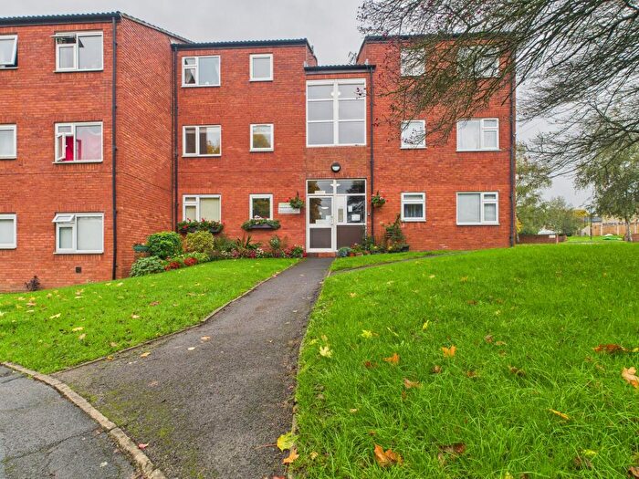 2 Bedroom Flat To Rent In Bramham Drive, Harrogate, HG3