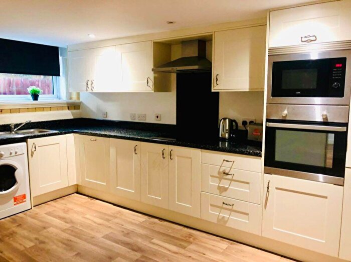 1 Bedroom Apartment To Rent In Endsleigh Park, Beverley Road, Hull, East Riding Of Yorkshire, HU6