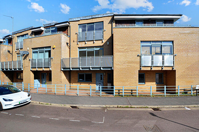 4 Bedroom Town House To Rent In Rustat Avenue, Cambridge, CB1