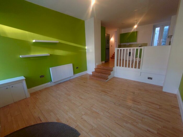 1 Bedroom Flat To Rent In Station Road, Keyham *Available With Zero Deposit Guarantee*, PL2