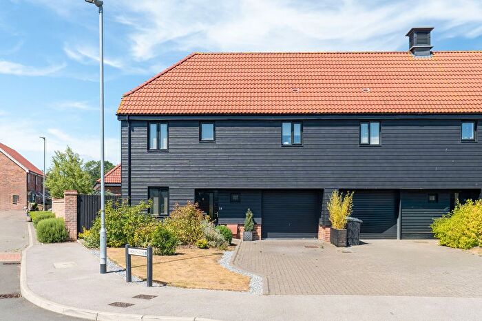 3 Bedroom Terraced House For Sale In Martins Way, Hardwick, CB23