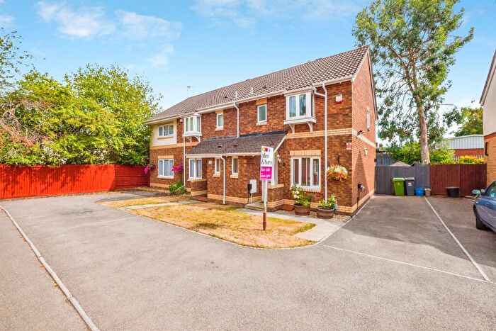 3 Bedroom Semi-Detached House For Sale In Allen Close, Old St. Mellons, Cardiff, CF3