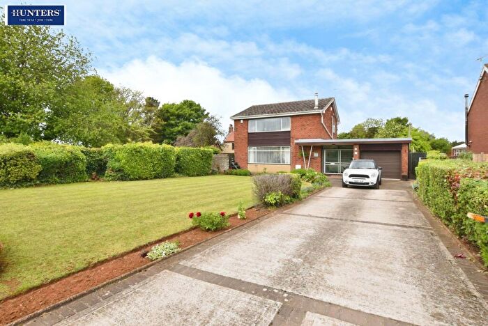4 Bedroom Detached House For Sale In Normanby Road, Thealby, DN15