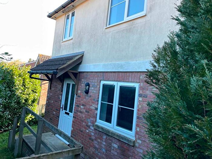 3 Bedroom Detached House To Rent In Ironlatch Cottages, The Suttons, St. Leonards-On-Sea, TN38