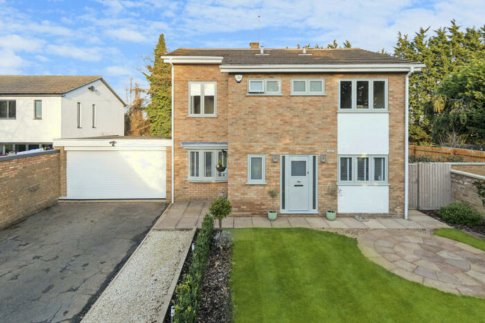 4 Bedroom Detached House For Sale In Wellingborough Road, Isham, NN14