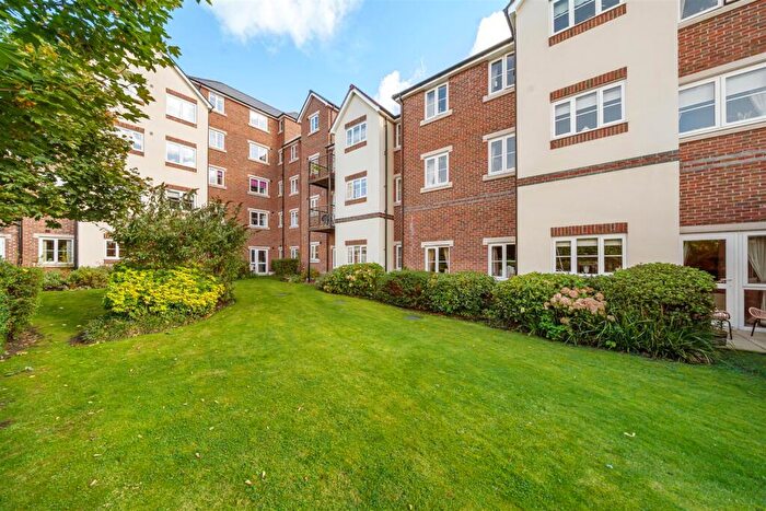 1 Bedroom Retirement Property For Sale In Brindley Lodge, Sale, Manchester, M33