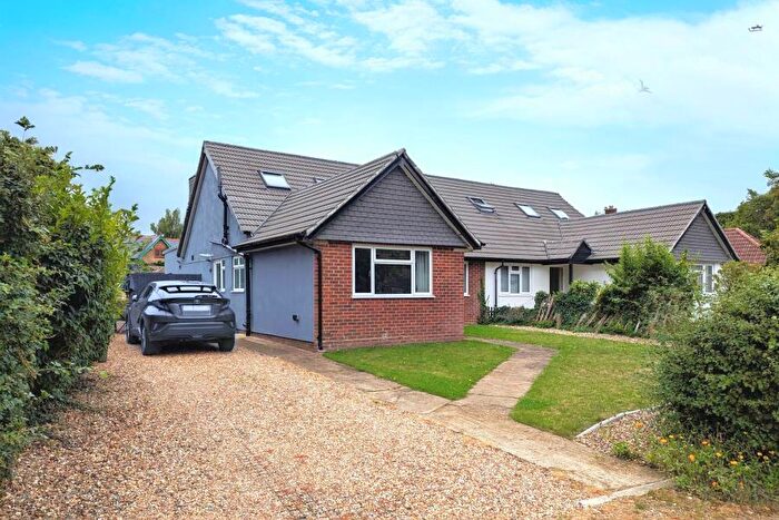 4 Bedroom Semi-Detached House To Rent In Send, Surrey, GU23