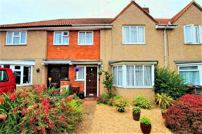 3 Bedroom Property To Rent In Lyndhurst Road, Tilehurst, Reading RG30