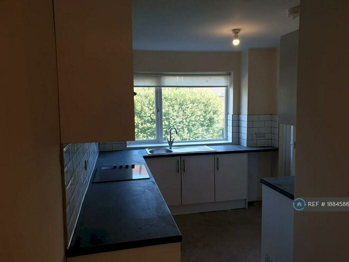 3 Bedroom Semi-Detached House To Rent In Coniscliffe Avenue, Newcastle Upon Tyne, NE3