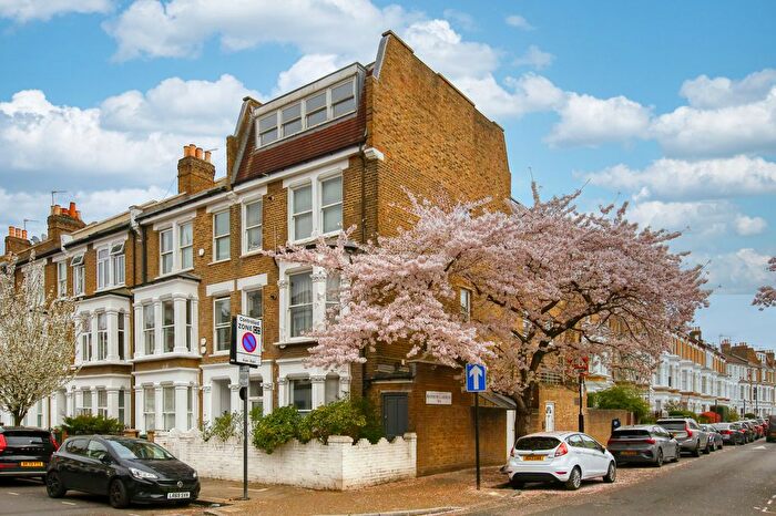 1 Bedroom Flat To Rent In Sulgrave Road, London, W6