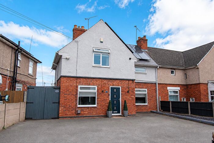 3 Bedroom Semi-Detached House For Sale In Preston Avenue, Alfreton, DE55