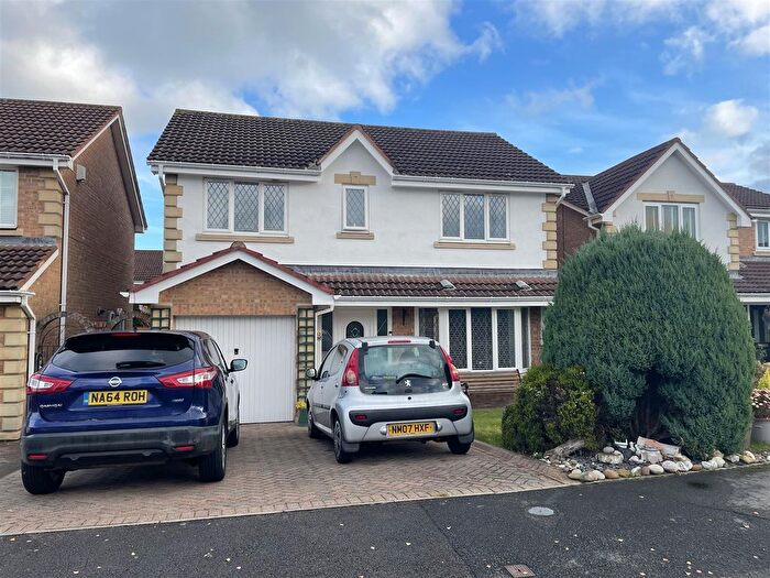 4 Bedroom Detached House For Sale In Lesbury Close, Chester Le Street, DH2