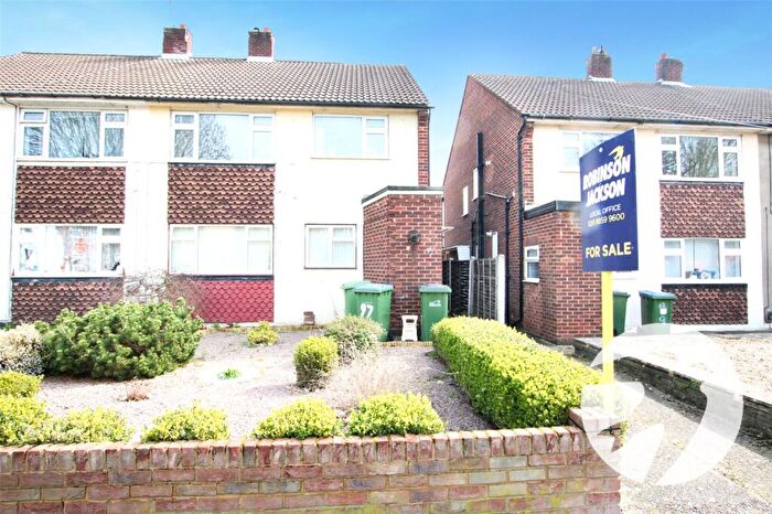 2 Bedroom Maisonette For Sale In Footscray Road, London, SE9