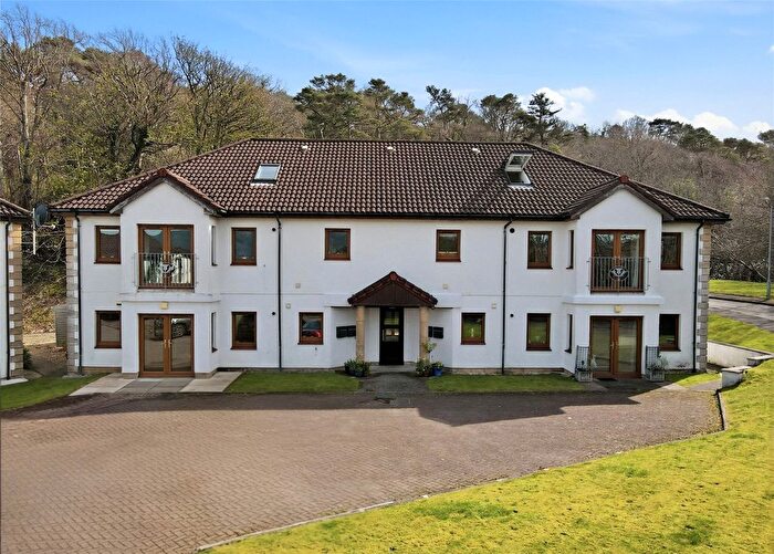 3 Bedroom Flat For Sale In Wemyss Court, Leapmoor Drive, Wemyss Bay, Inverclyde, PA18