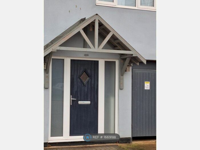 3 Bedroom Terraced House To Rent In Collenswood Road, Stevenage, SG2