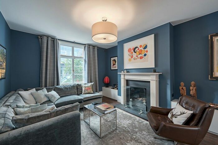 4 Bedroom Property To Rent In Park Walk, London, SW10