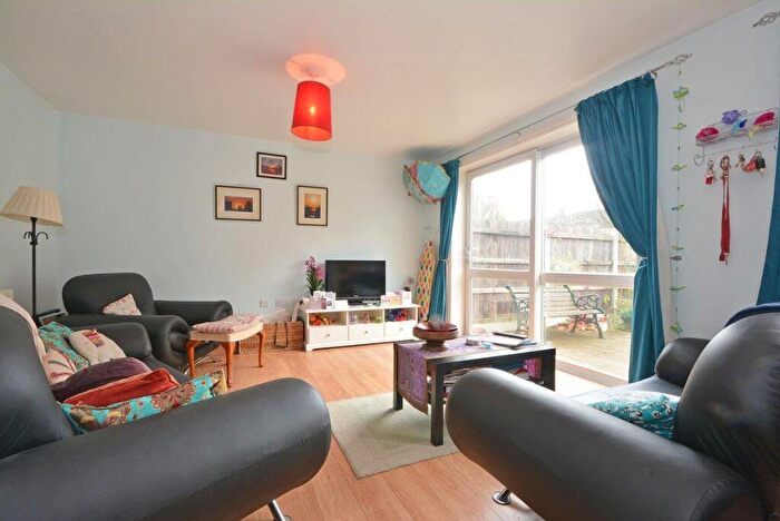 3 Bedroom Semi-Detached House To Rent In Rowditch Lane, Battersea, SW11