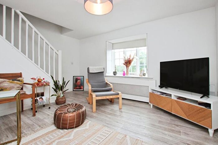 2 Bedroom End Of Terrace House To Rent In Conygre Road - Filton, BS34