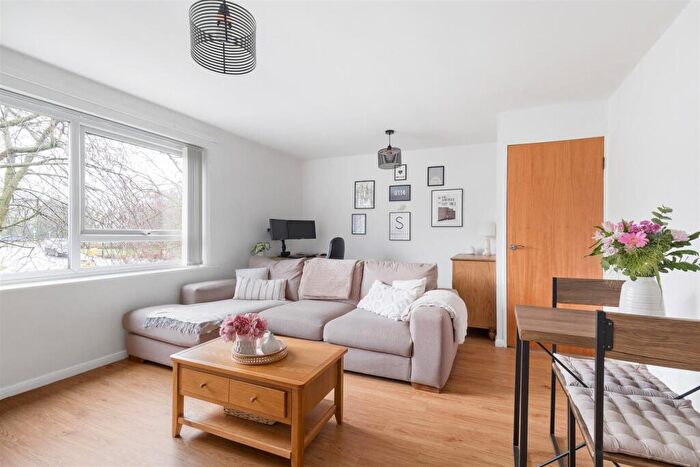 2 Bedroom Apartment For Sale In Park Grange Croft, S2