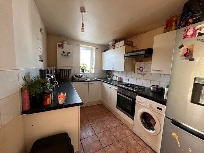 2 Bedroom Flat To Rent In Bedwell Court, Broomfield Road, Romford, Essex, RM6