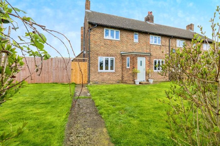 2 Bedroom Semi-Detached House For Sale In Northlands Road, Glentworth, Gainsborough, DN21