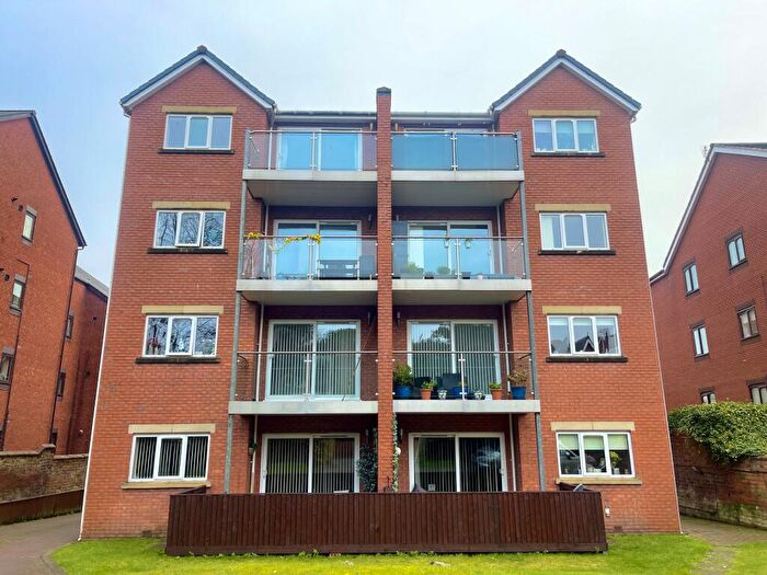 2 Bedroom Flat To Rent In Park Avenue, Southport, Merseyside., PR9