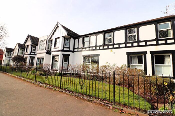 2 Bedroom Flat To Rent In Sandlea House, Sandlea Park, West Kirby, Wirral, CH48