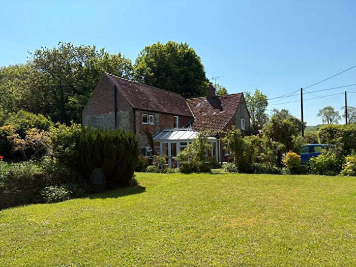 4 Bedroom Character Property For Sale In Tytherington, Tytherington, BA12